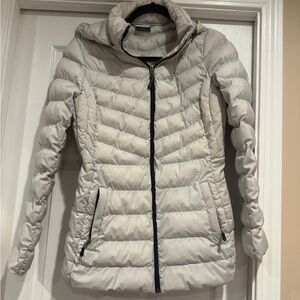 32 Degrees Women's Light Gray Puffer Jacket